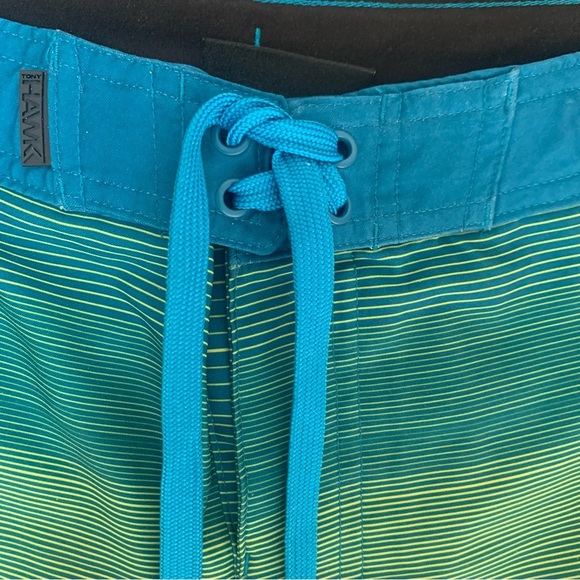Tony Hawk Reflex Stretch Swim Trunks Men’s Size 32 - Picture 11 of 11